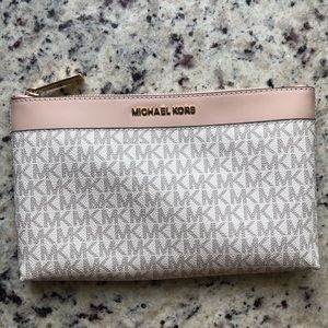 Michael Kors Clutch